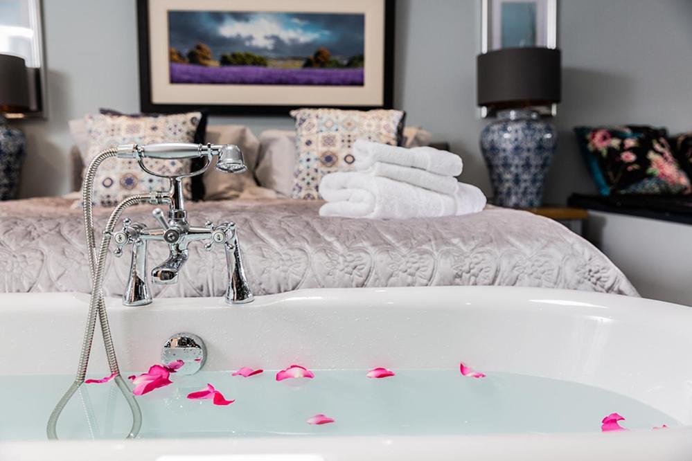 Court House Manor Luxury B&B Painswick Værelse billede