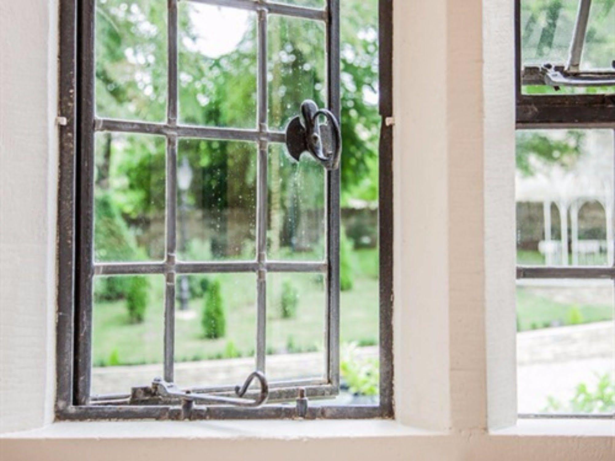 Court House Manor Luxury B&B Painswick Eksteriør billede